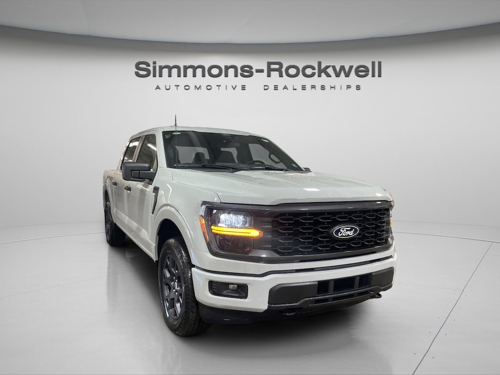 New 2026 Ford F-150 STX STX 4WD SuperCrew 5.5 Box