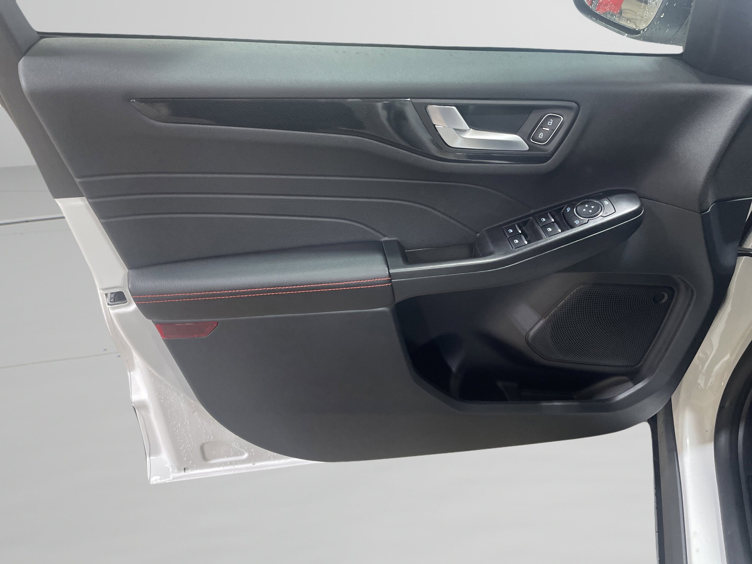 2026 Ford Escape ST-Line - Photo 20