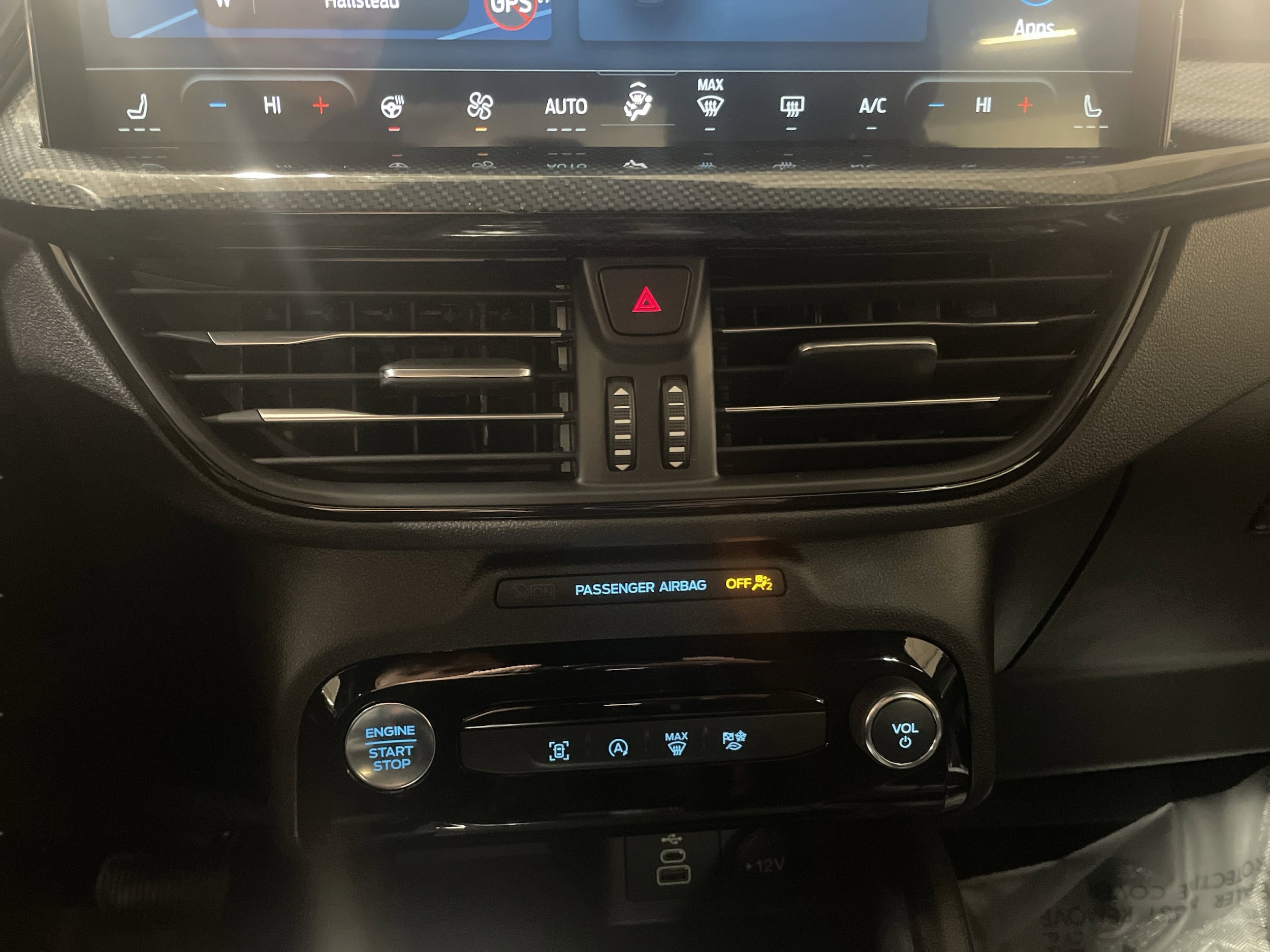 2026 Ford Escape ST-Line - Photo 17