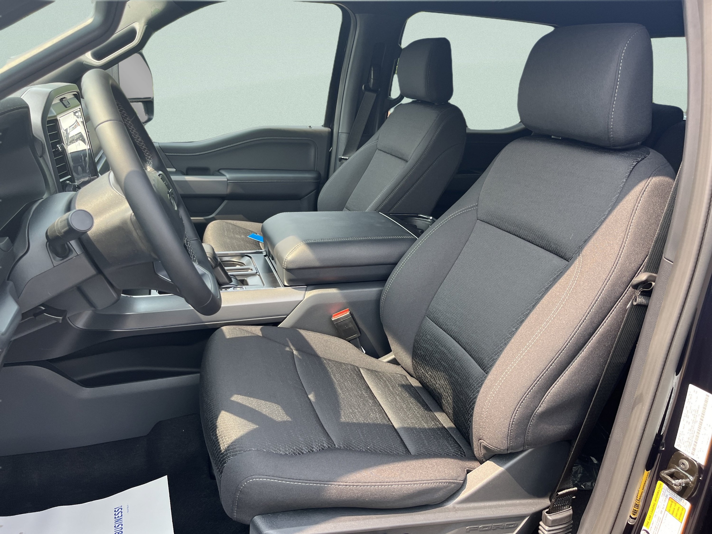 2026 Ford F-150 XLT - Photo 9