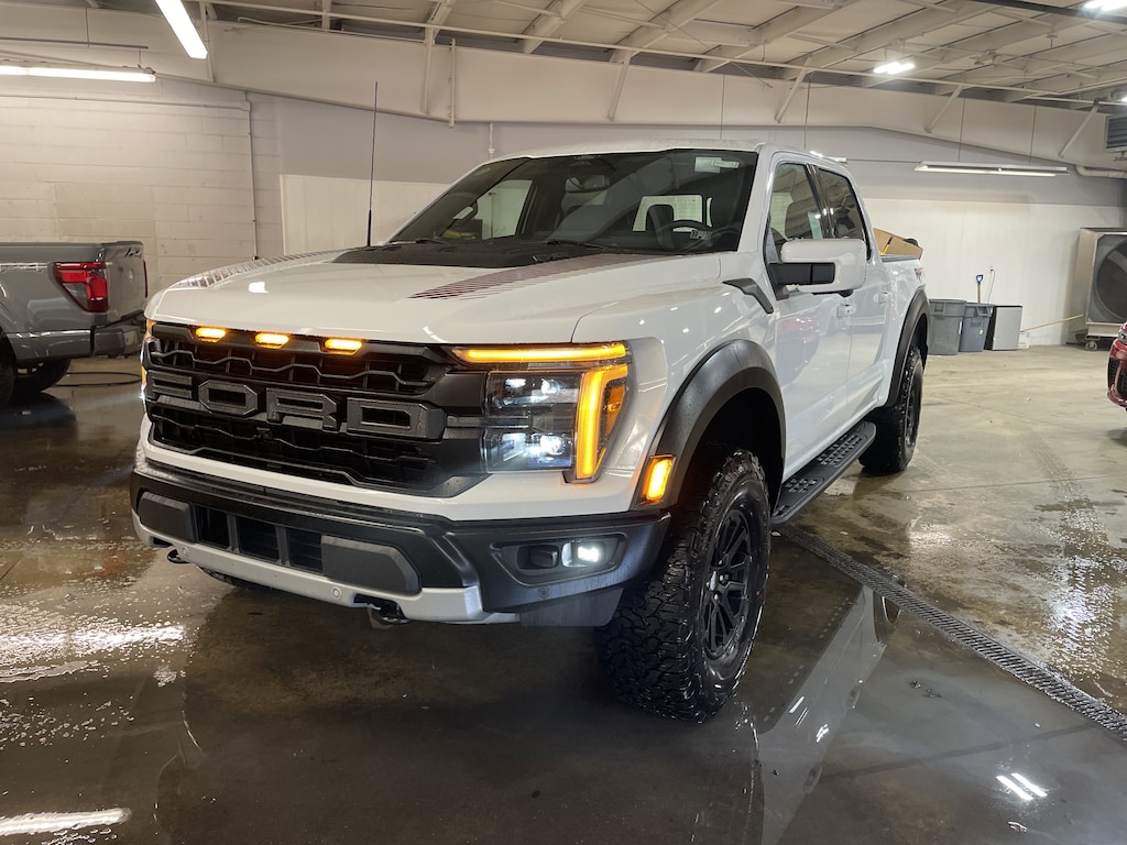 New 2025 Ford F-150 Raptor Raptor 4WD SuperCrew 5.5 Box