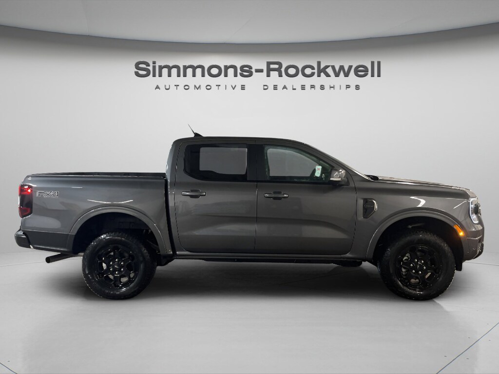 New 2025 Ford Ranger LARIAT LARIAT 4WD SuperCrew 5 Box