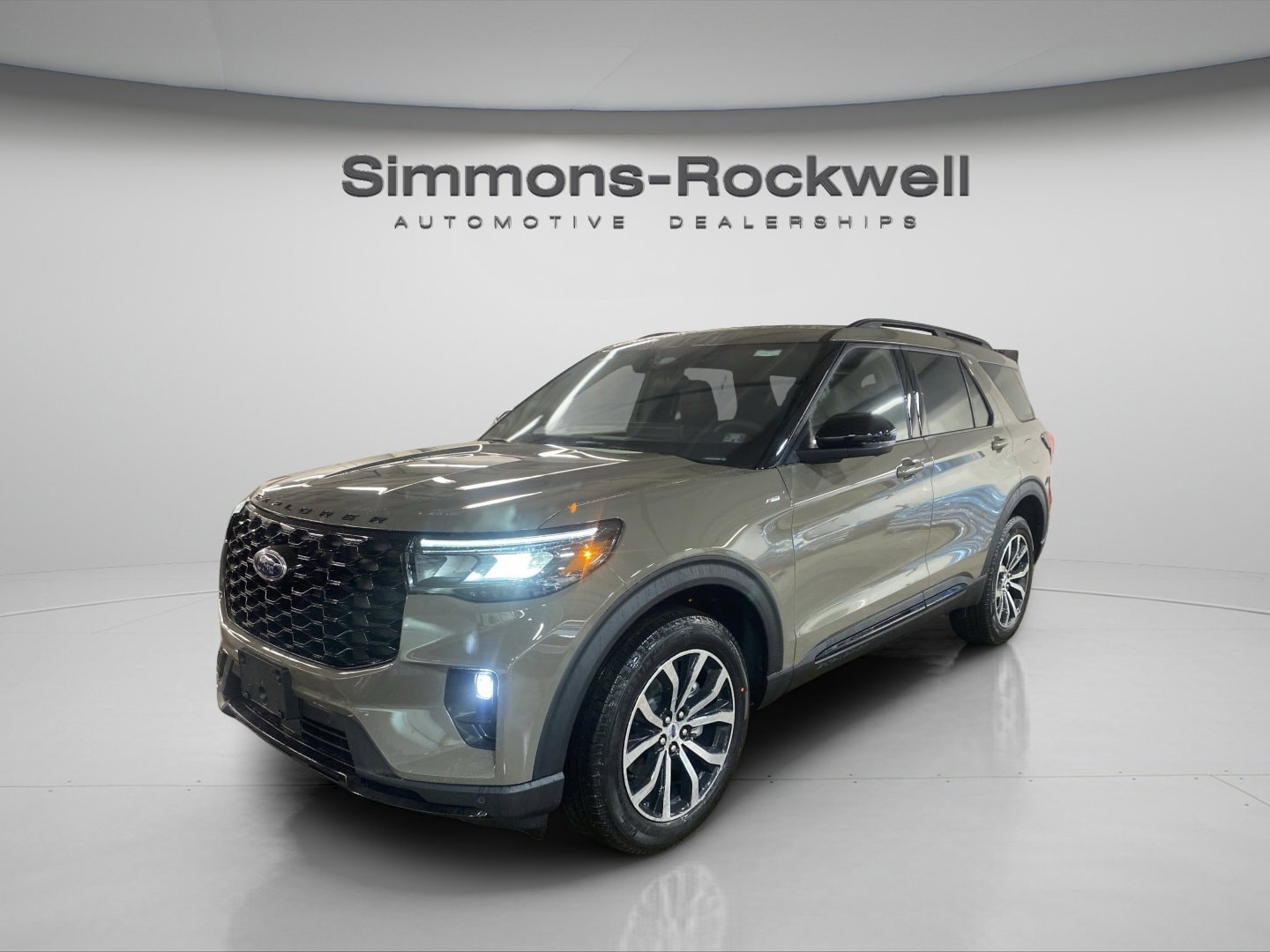 2026 Ford Explorer ST-LINE's photo