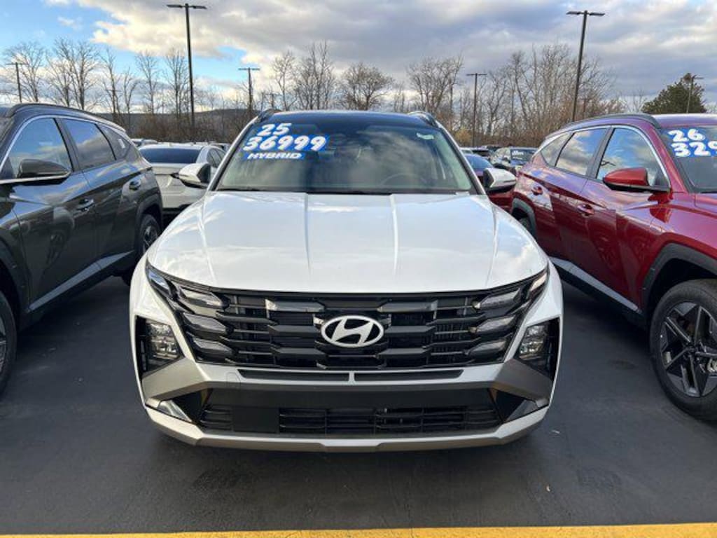 New 2025 Hyundai Tucson Hybrid SEL Convenience SUV