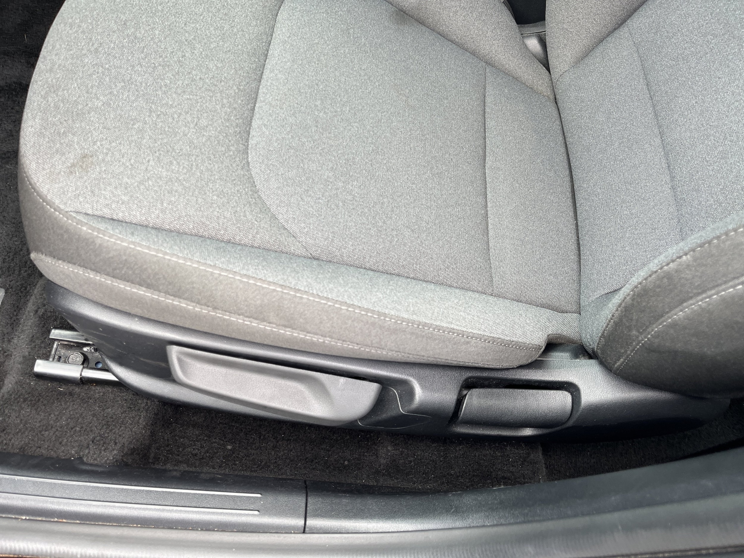2025 Kia K4 LXS - Photo 17