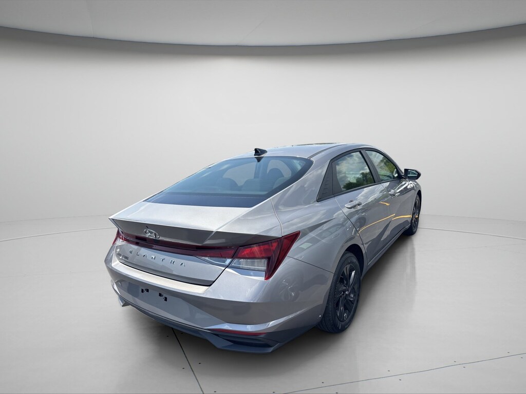 Used 2023 Hyundai Elantra SEL Sedan