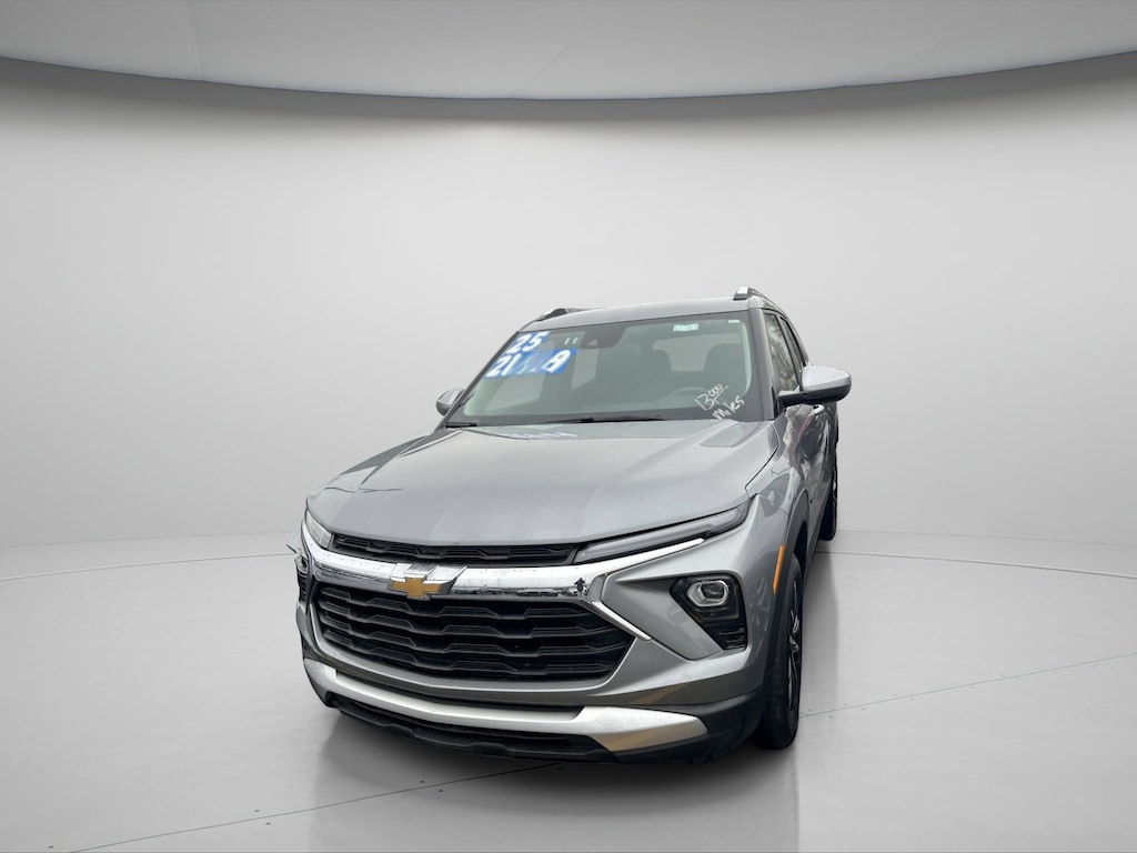Used 2025 Chevrolet Trailblazer LT SUV