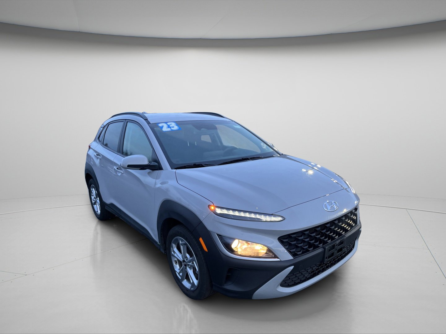 2023 Hyundai Kona SEL photo 3