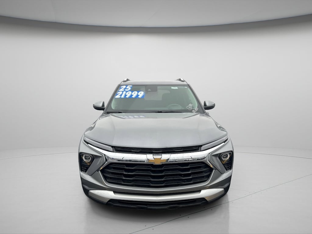 Used 2025 Chevrolet Trailblazer LT SUV