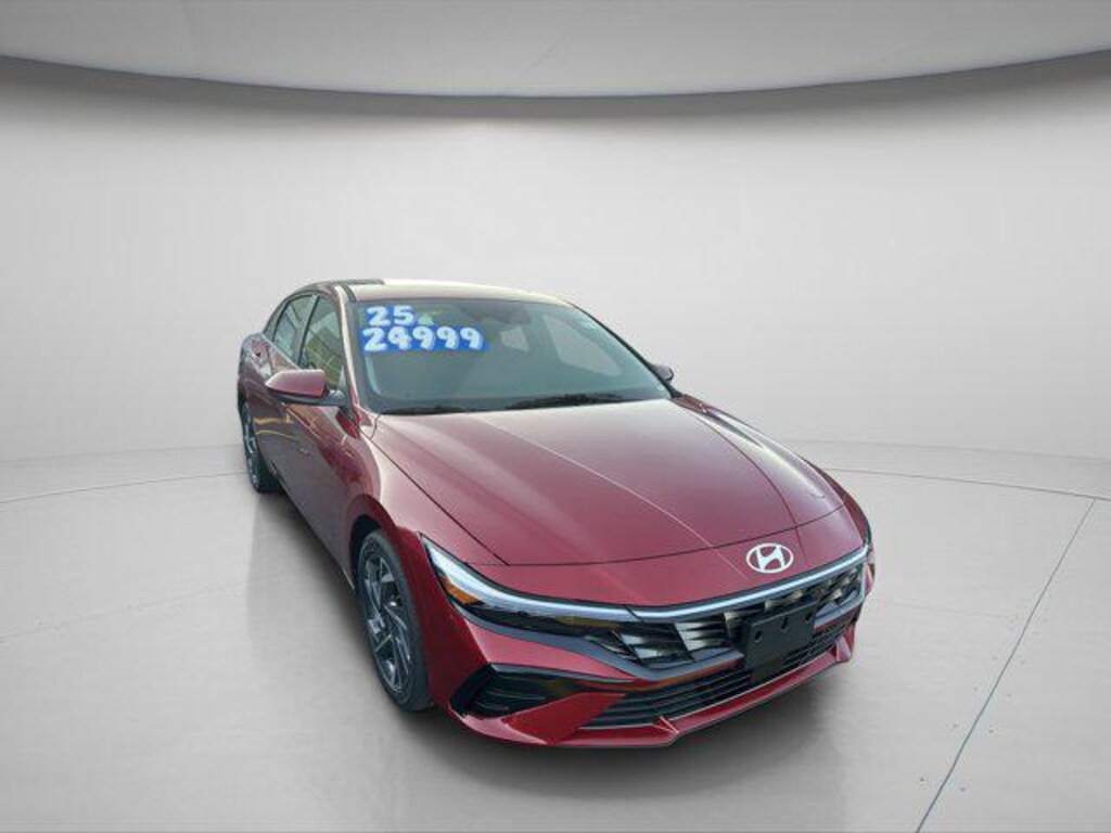 New 2025 Hyundai Elantra SEL Convenience Sedan