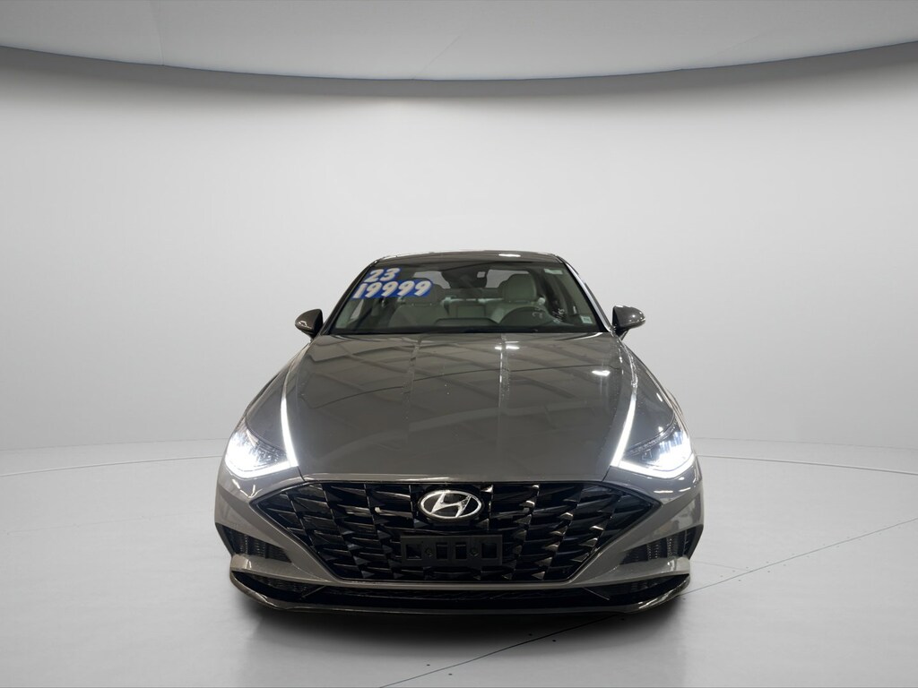 Used 2023 Hyundai Sonata SEL Sedan