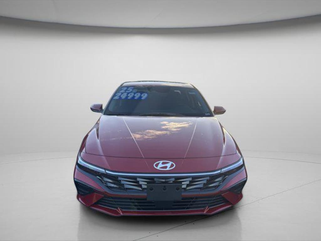 New 2025 Hyundai Elantra SEL Convenience Sedan