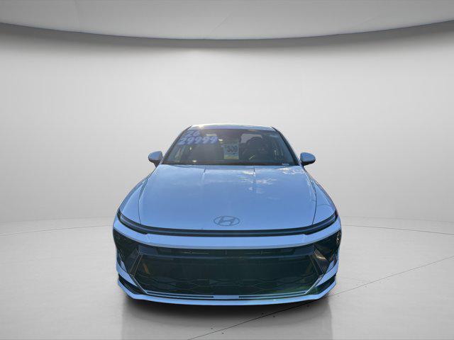 2026 Hyundai Sonata SEL's photo