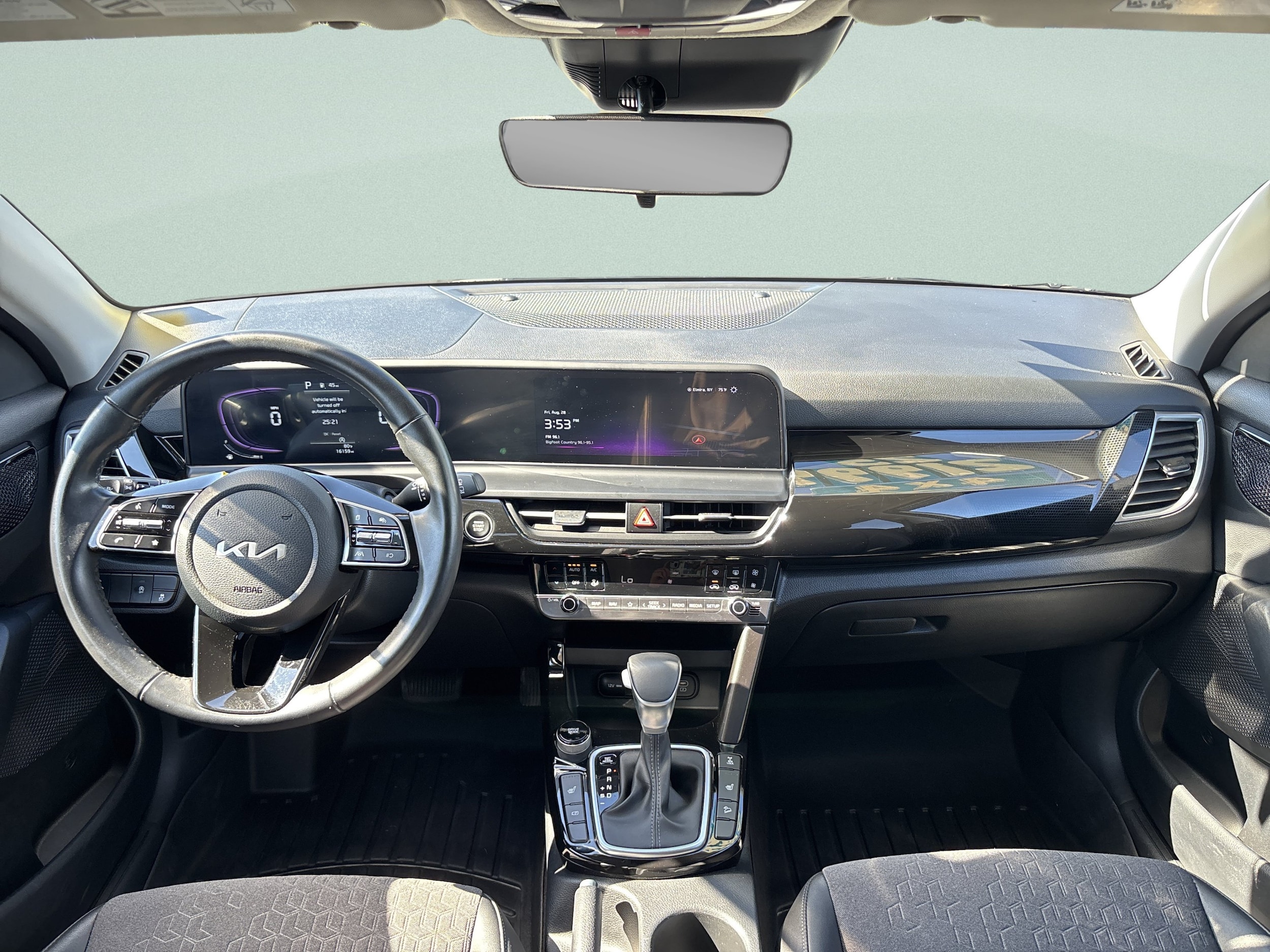 2025 Kia Seltos S - Photo 18