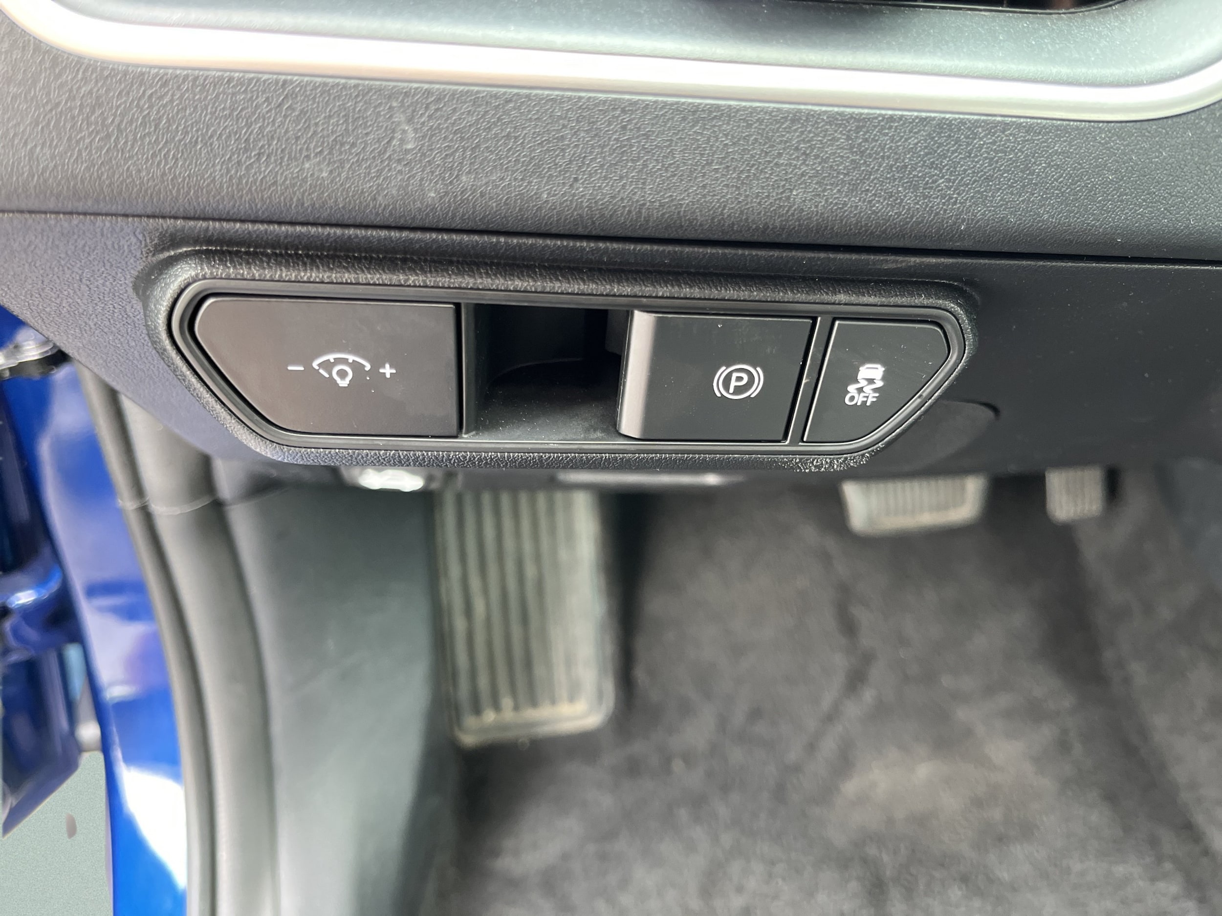 2025 Kia K4 LXS - Photo 21