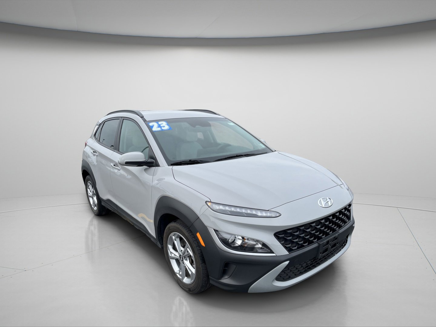 2023 Hyundai Kona SEL photo 3