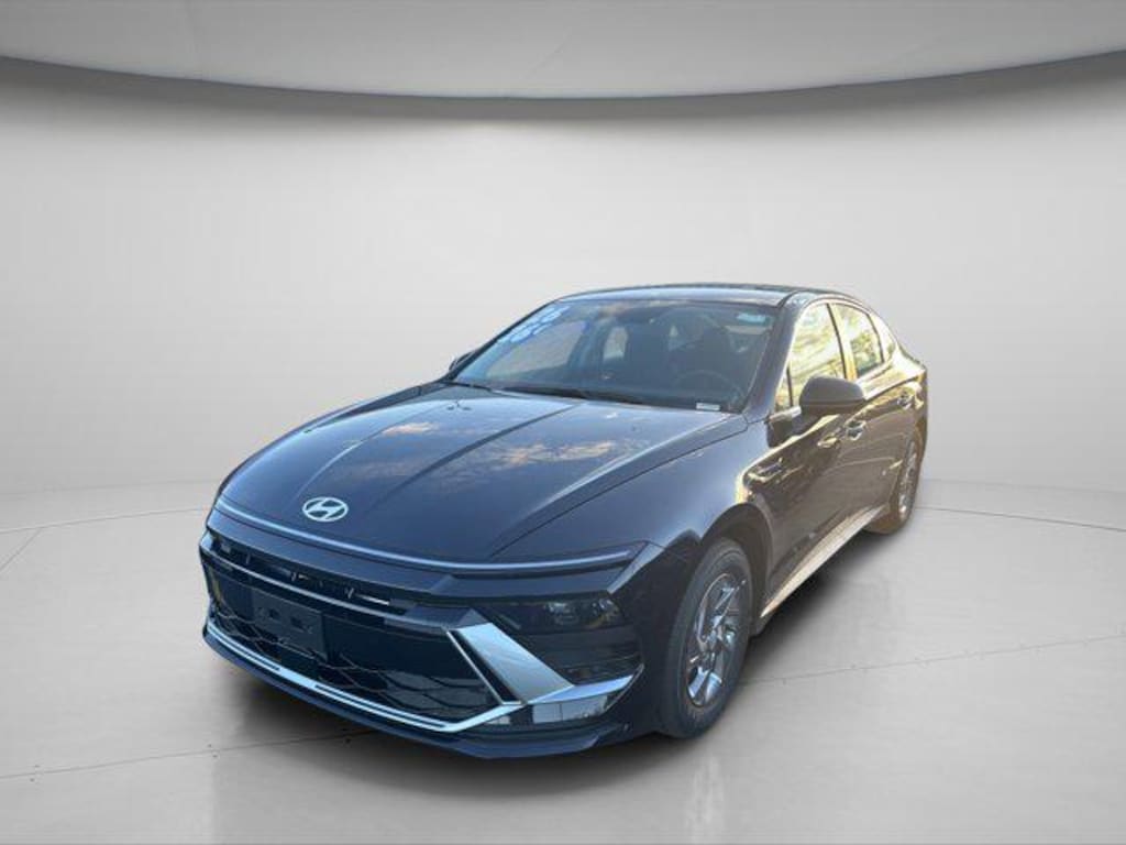 New 2026 Hyundai Sonata SE Sedan
