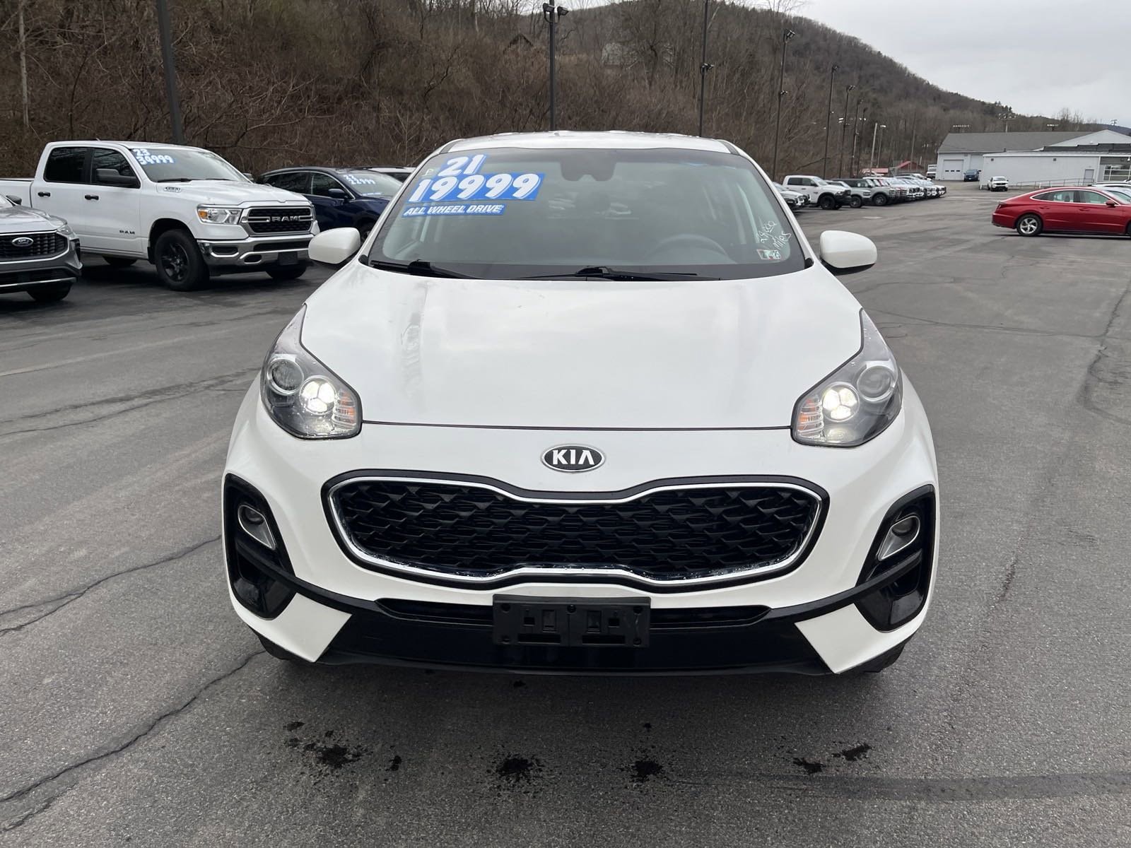 Used 2021 Kia Sportage LX with VIN KNDPMCAC7M7921626 for sale in Elmira, NY