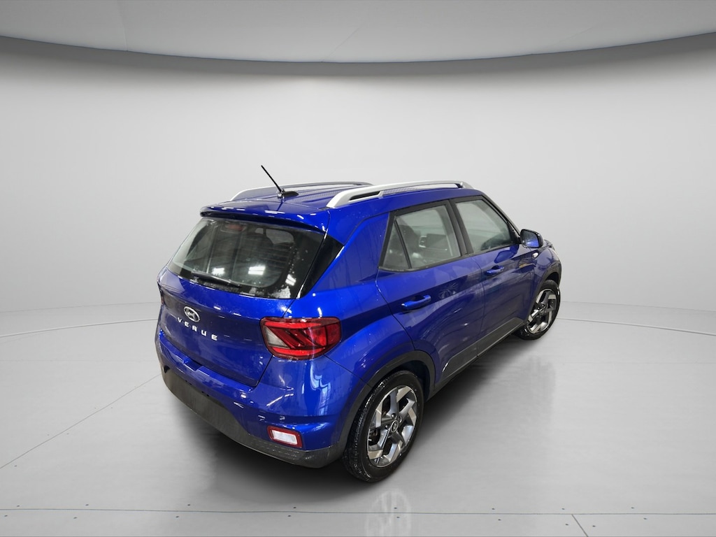 Used 2023 Hyundai Venue SEL SUV