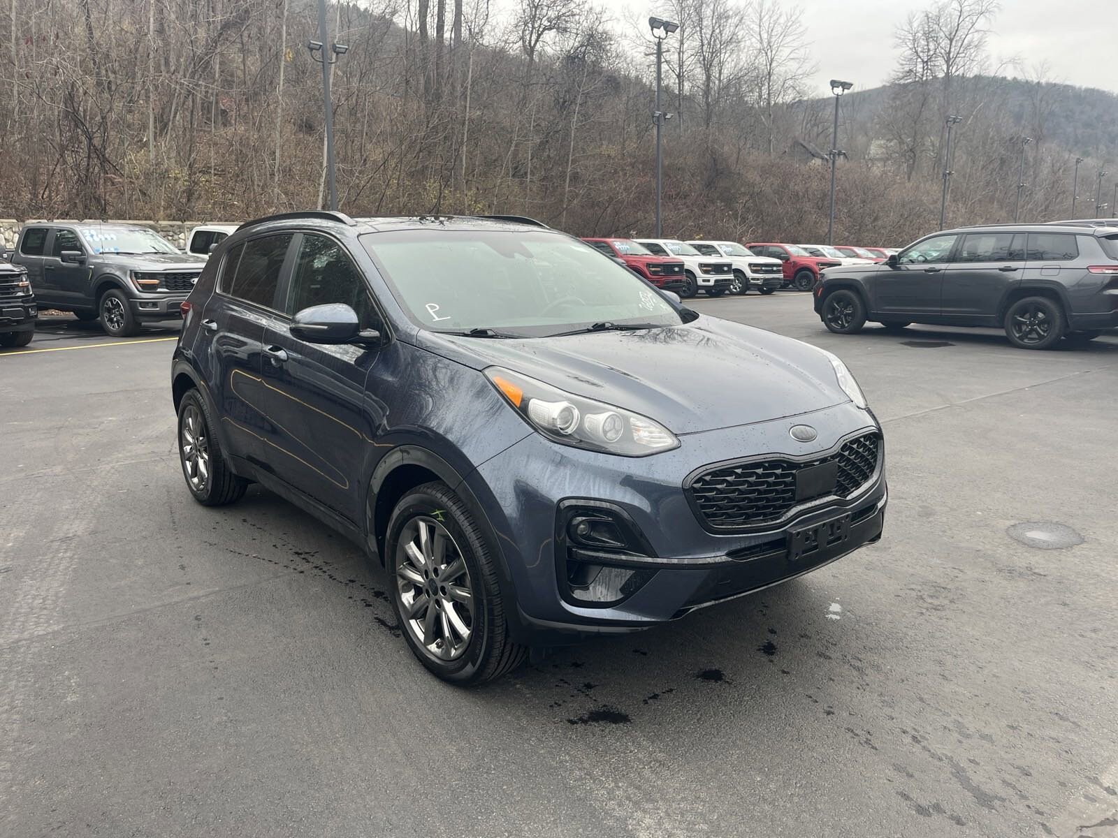 2022 Kia Sportage Nightfall Edition photo 3