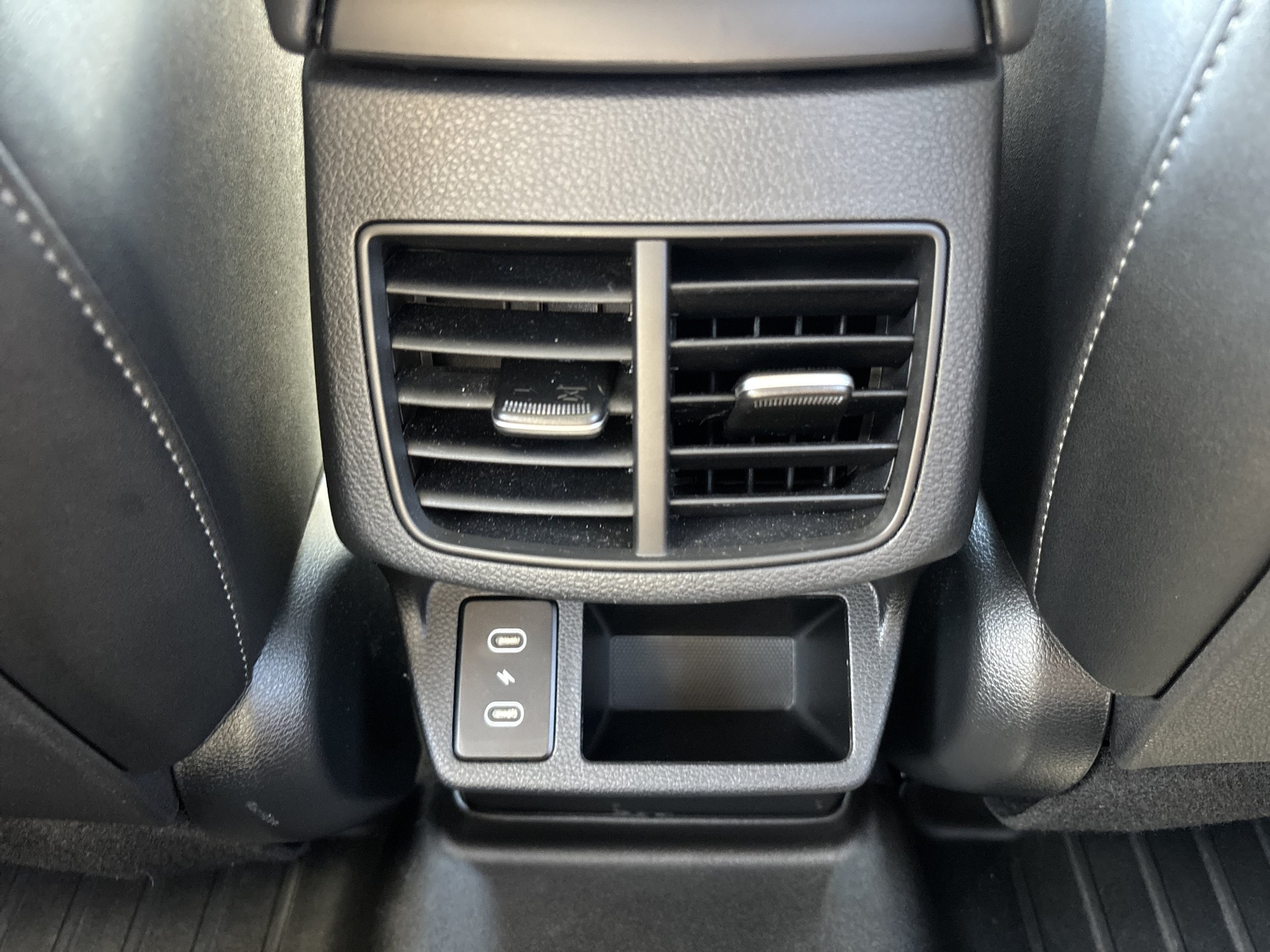 2025 Kia Seltos S - Photo 17