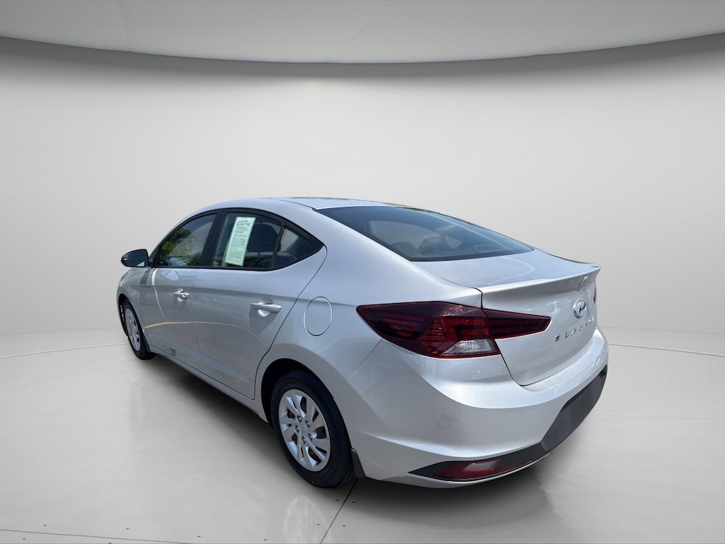 Used 2019 Hyundai Elantra SE Sedan