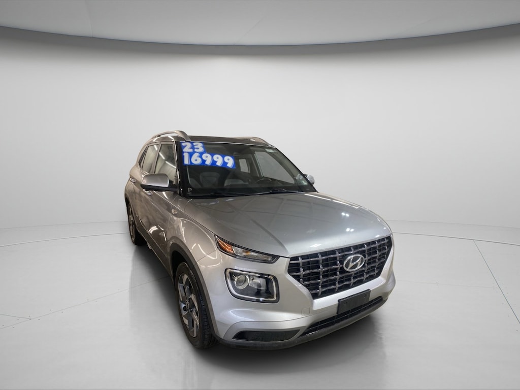 Used 2023 Hyundai Venue SEL SUV