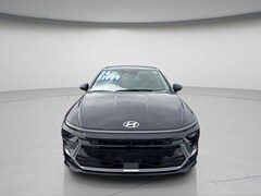 2026 Hyundai Sonata Hybrid SEL Sedan