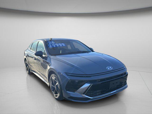 2026 Hyundai Sonata SEL Sport photo 2