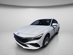 2026 Hyundai Elantra SE Sedan