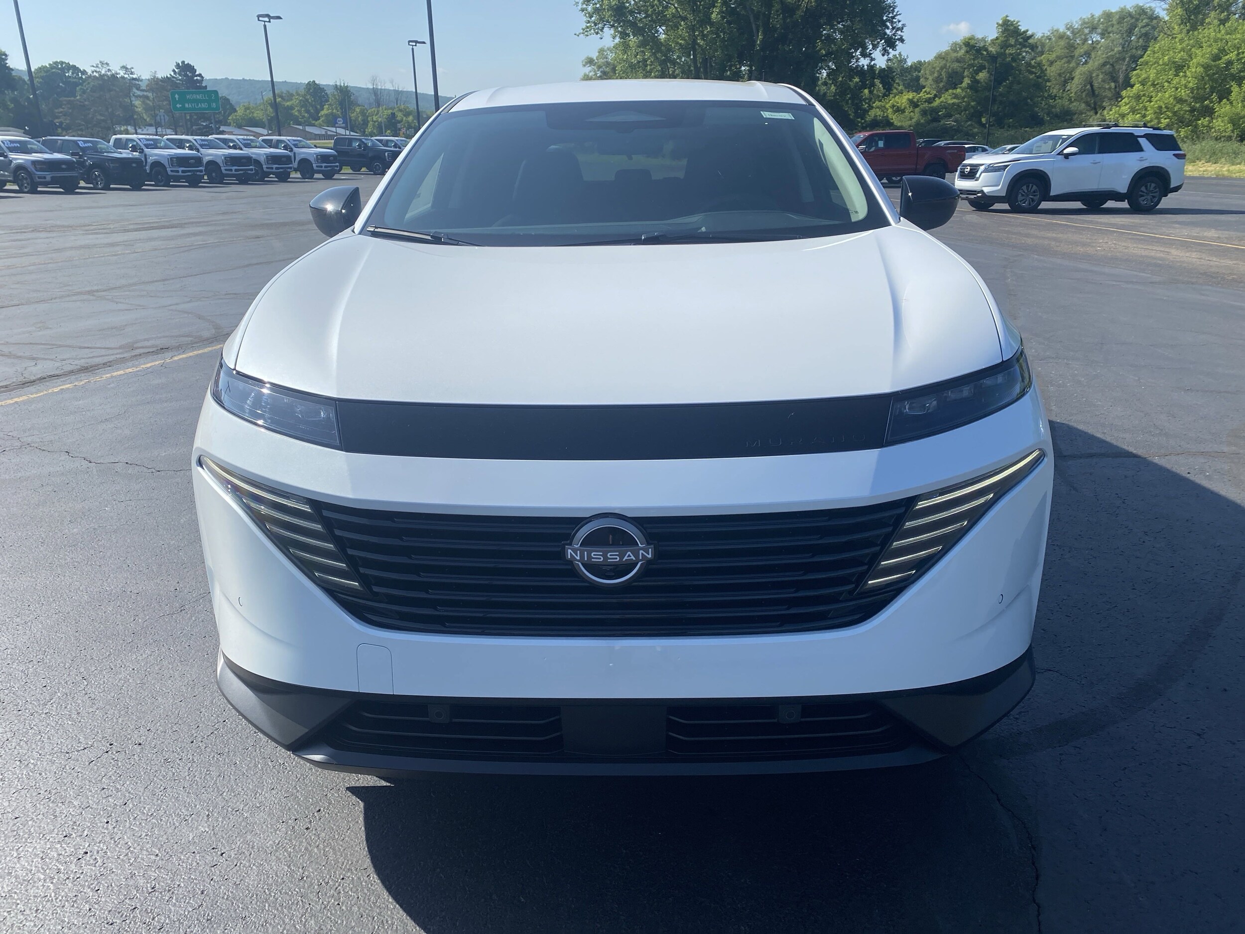 2025 Nissan Murano SV photo 2