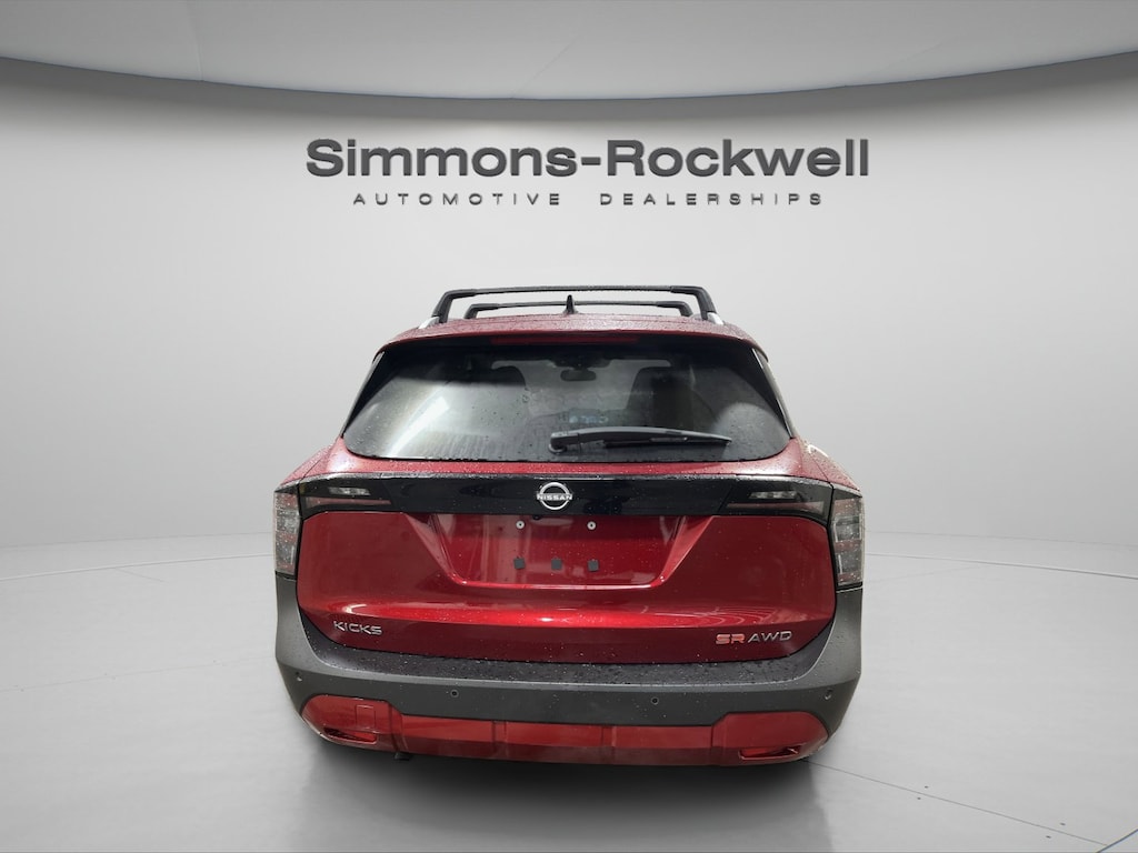 New 2026 Nissan Kicks SR SUV