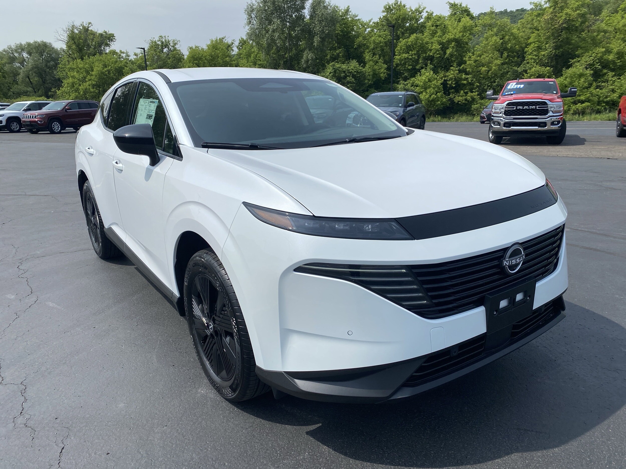 2025 Nissan Murano SV photo 3