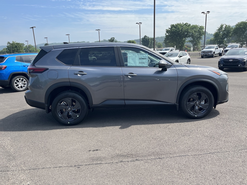 New 2026 Nissan Rogue SV SUV