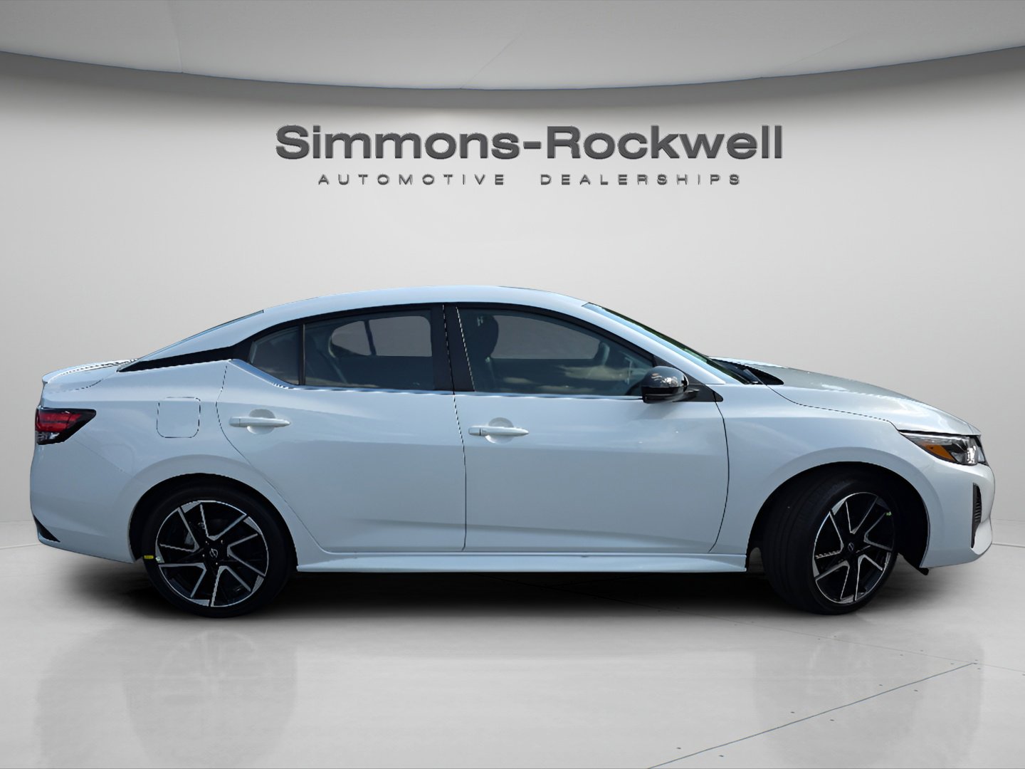 2025 Nissan Sentra SR photo 4