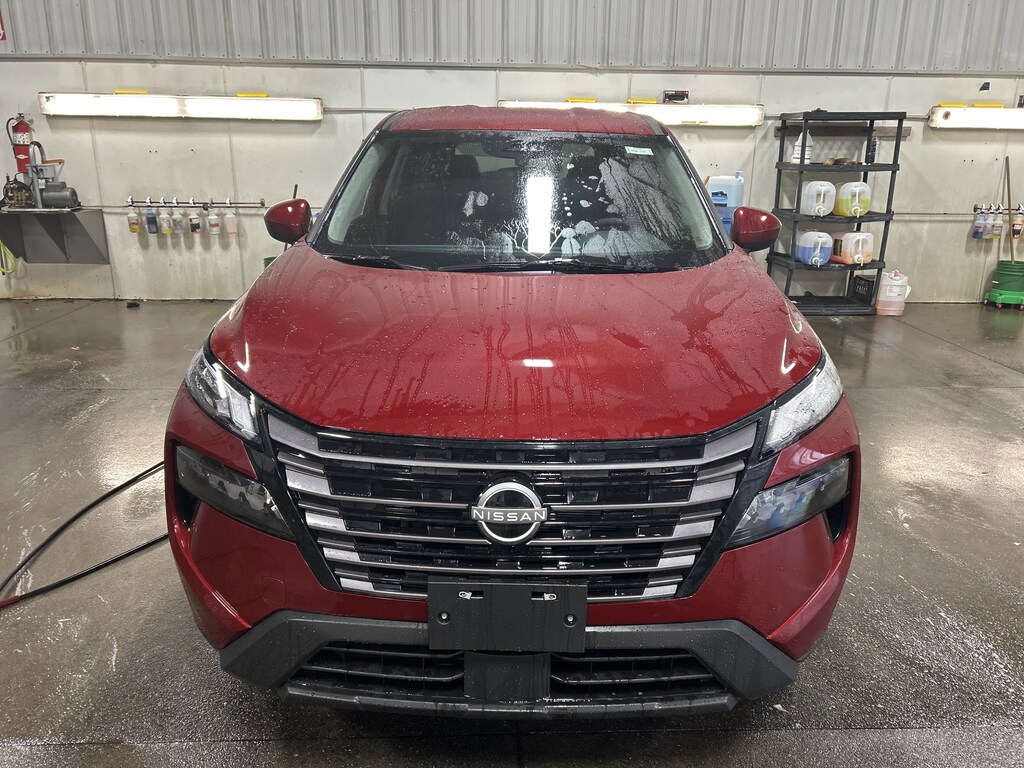 New 2026 Nissan Rogue SV SUV