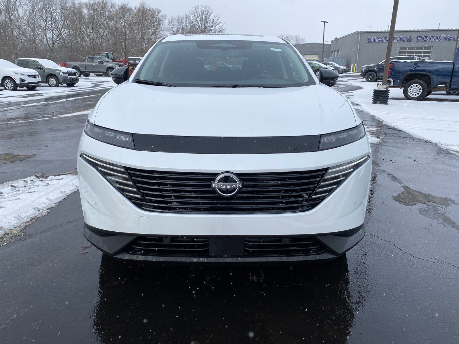 2025 Nissan Murano SL photo 2