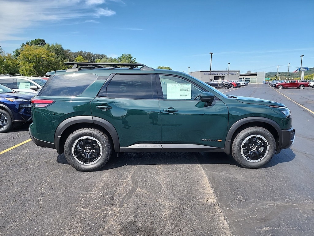 New 2024 Nissan Pathfinder For Sale at SimmonsRockwell VIN