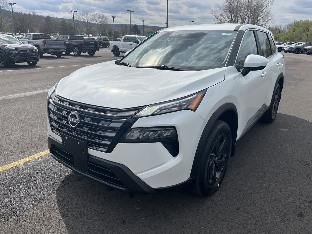 New 2026 Nissan Rogue SV SUV