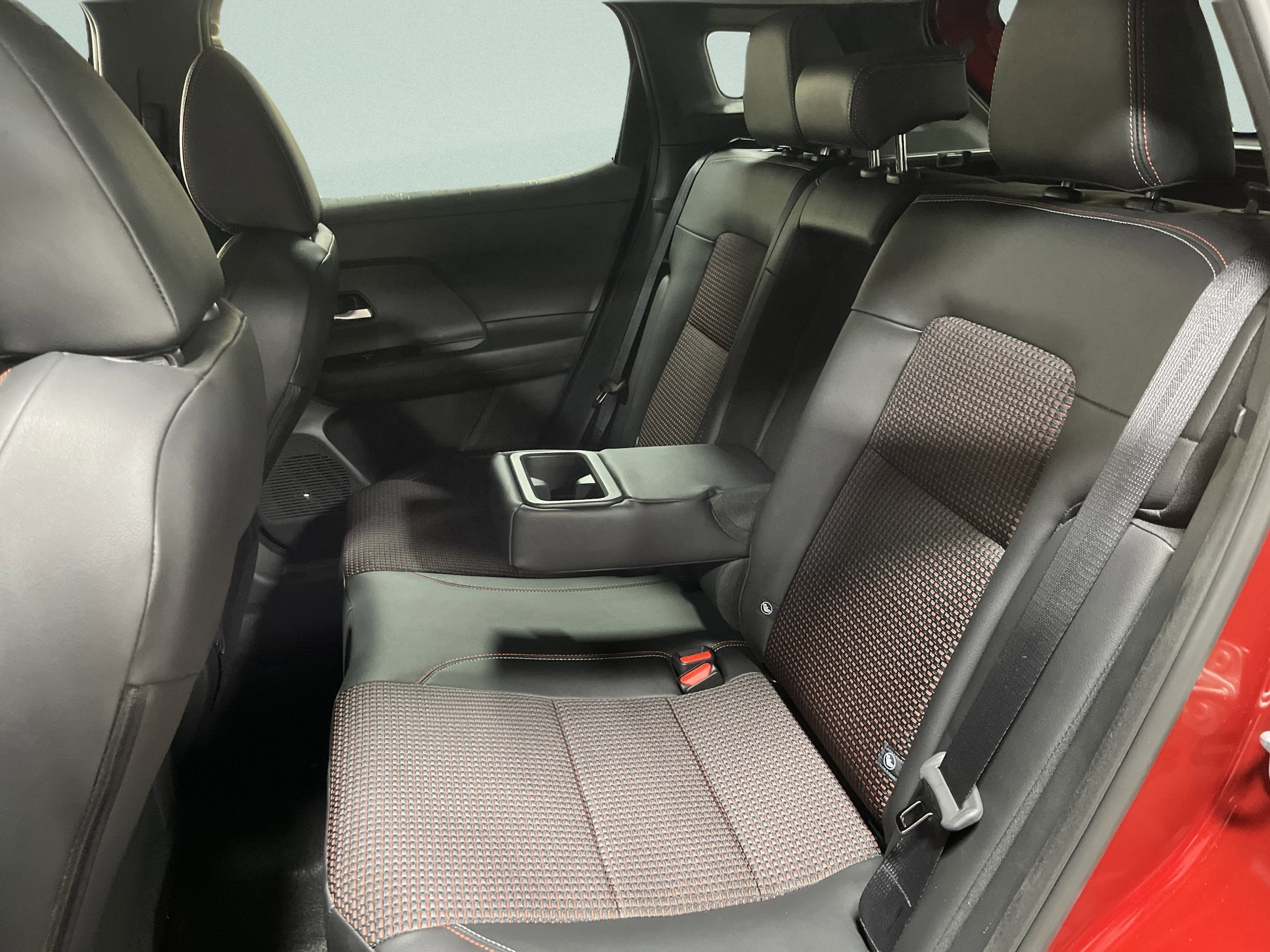 2026 Nissan KICKS SR AWD - Photo 26