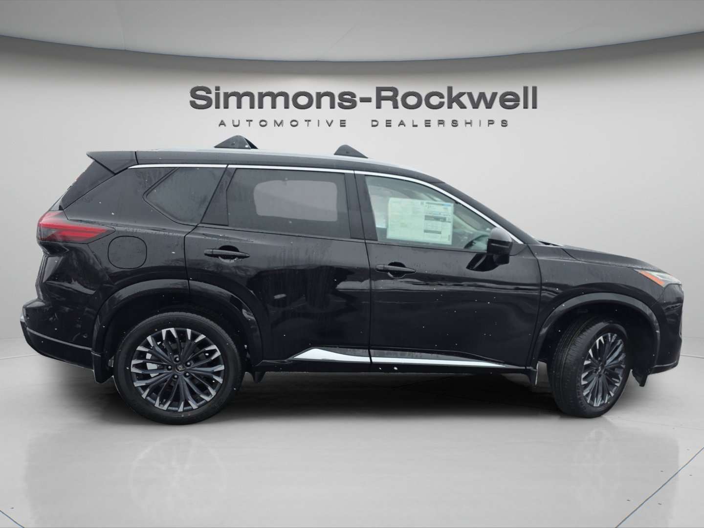 2026 Nissan Rogue Platinum photo 4