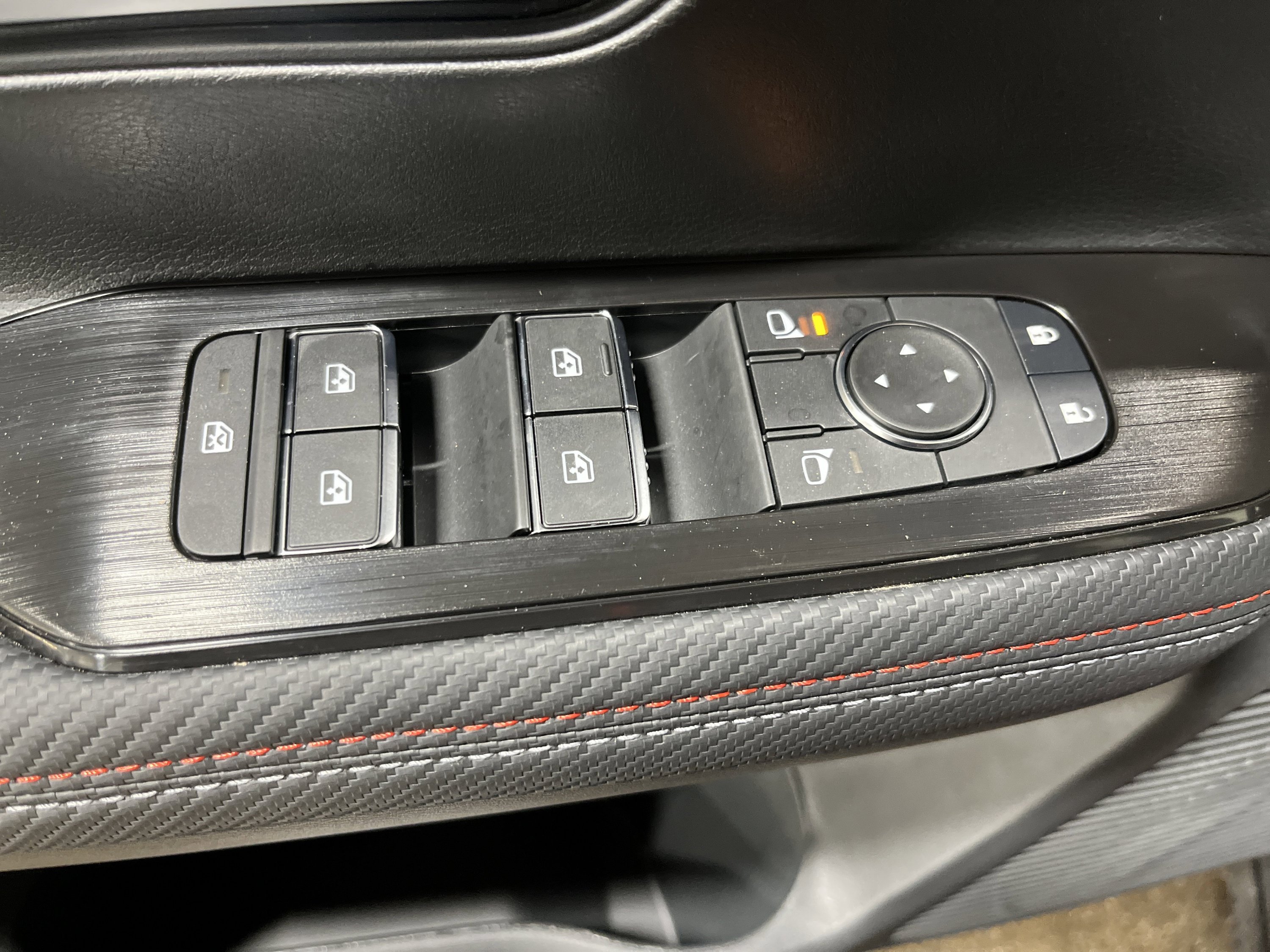 2026 Nissan KICKS SR AWD - Photo 14