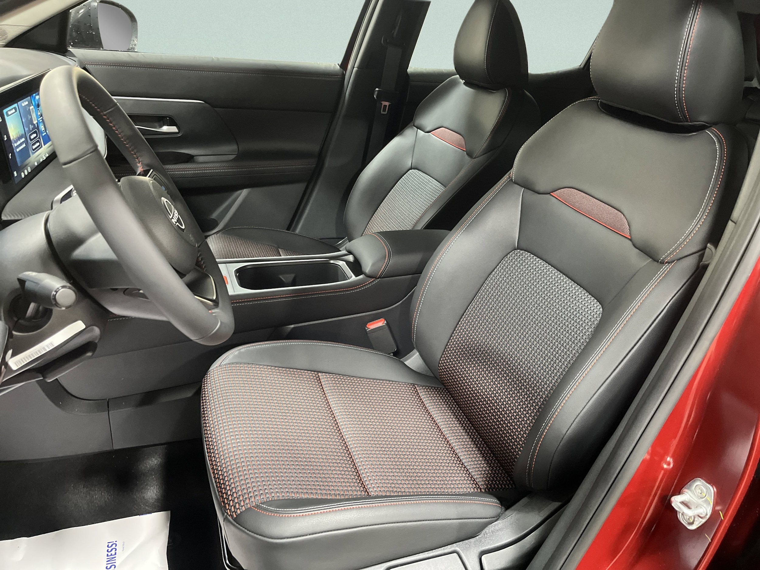 2026 Nissan KICKS SR AWD - Photo 11