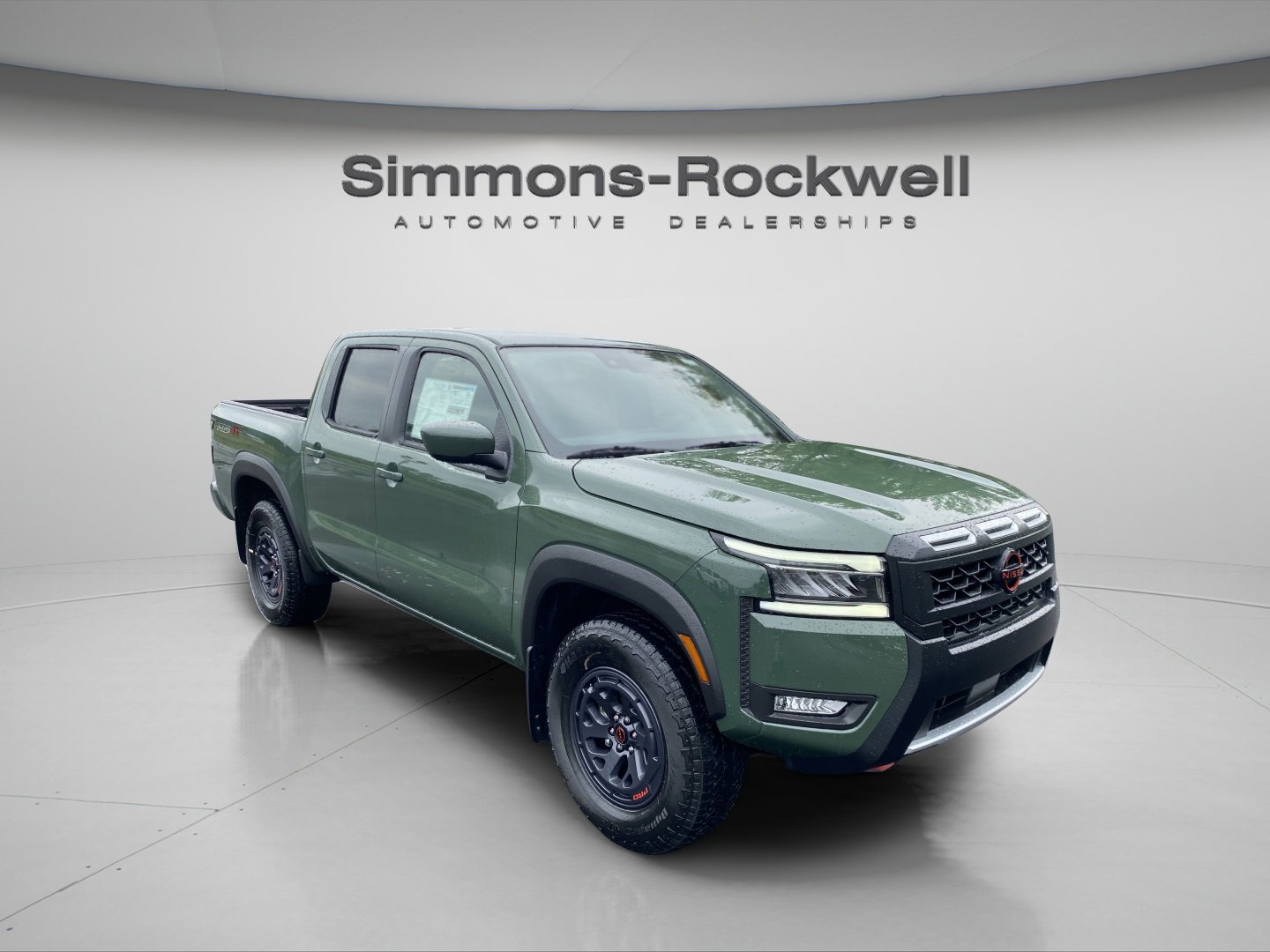 2025 Nissan Frontier PRO-4X photo 3