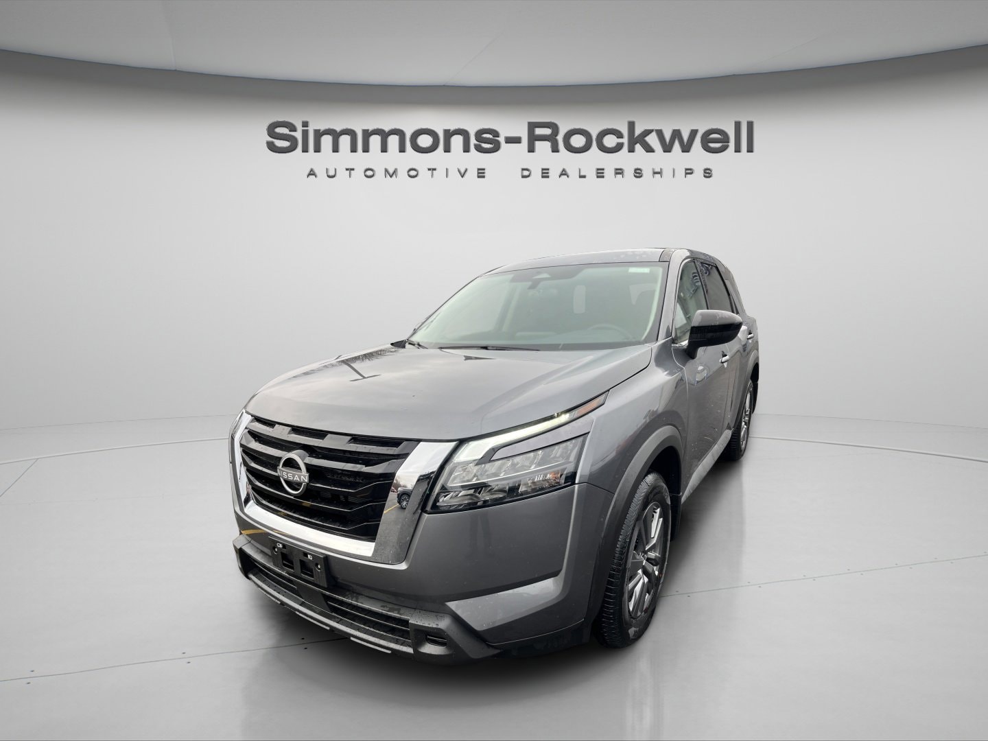 2025 Nissan Pathfinder S's photo