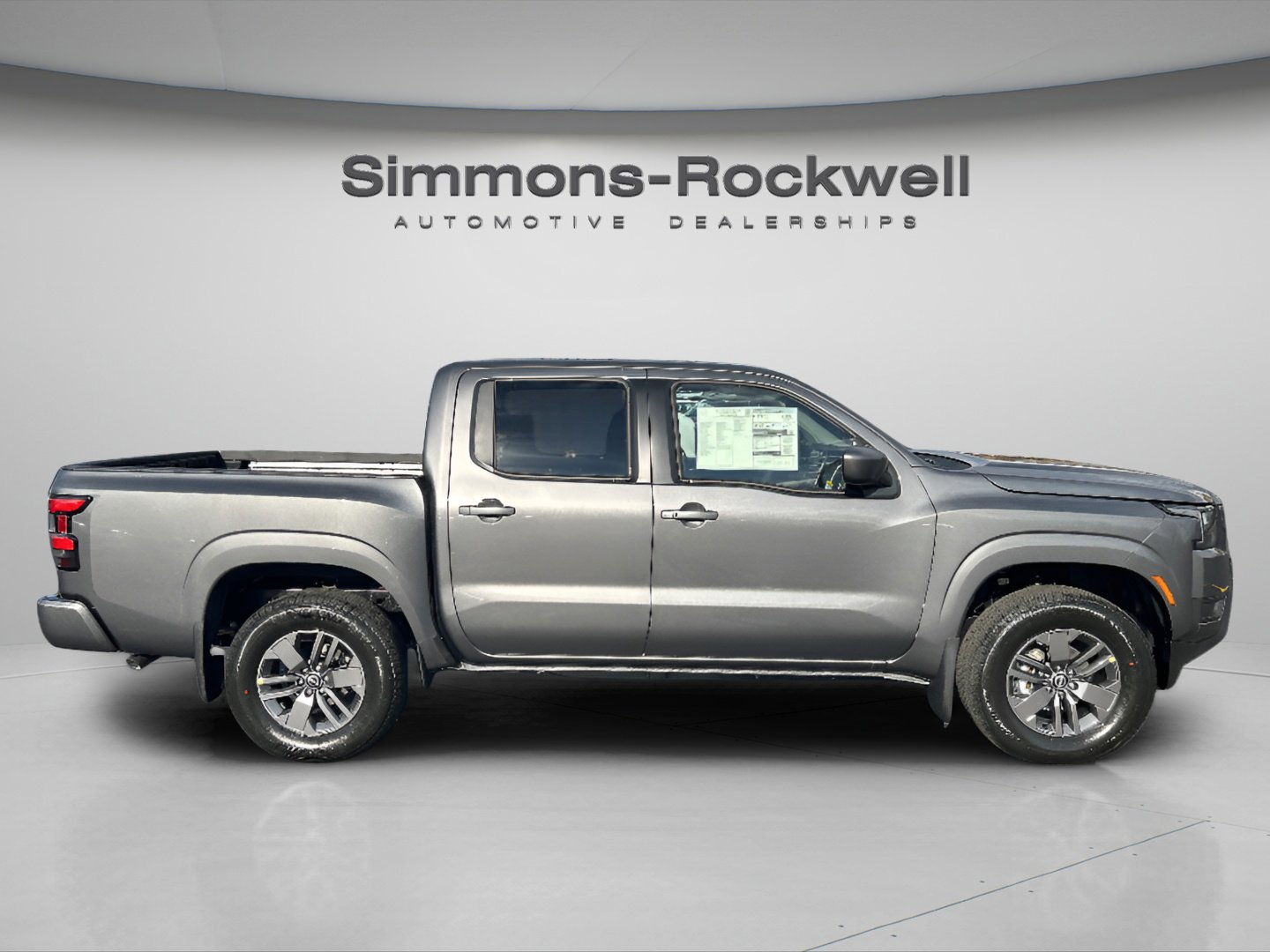 2026 Nissan Frontier SV photo 2