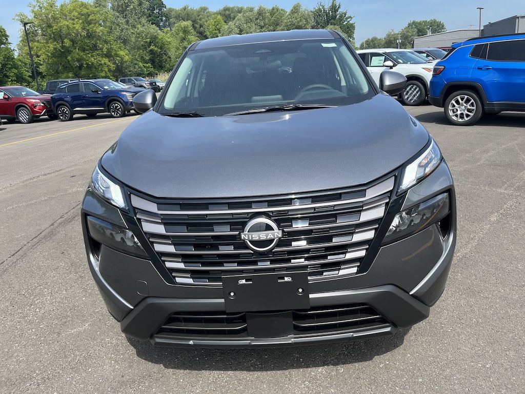New 2026 Nissan Rogue SV SUV
