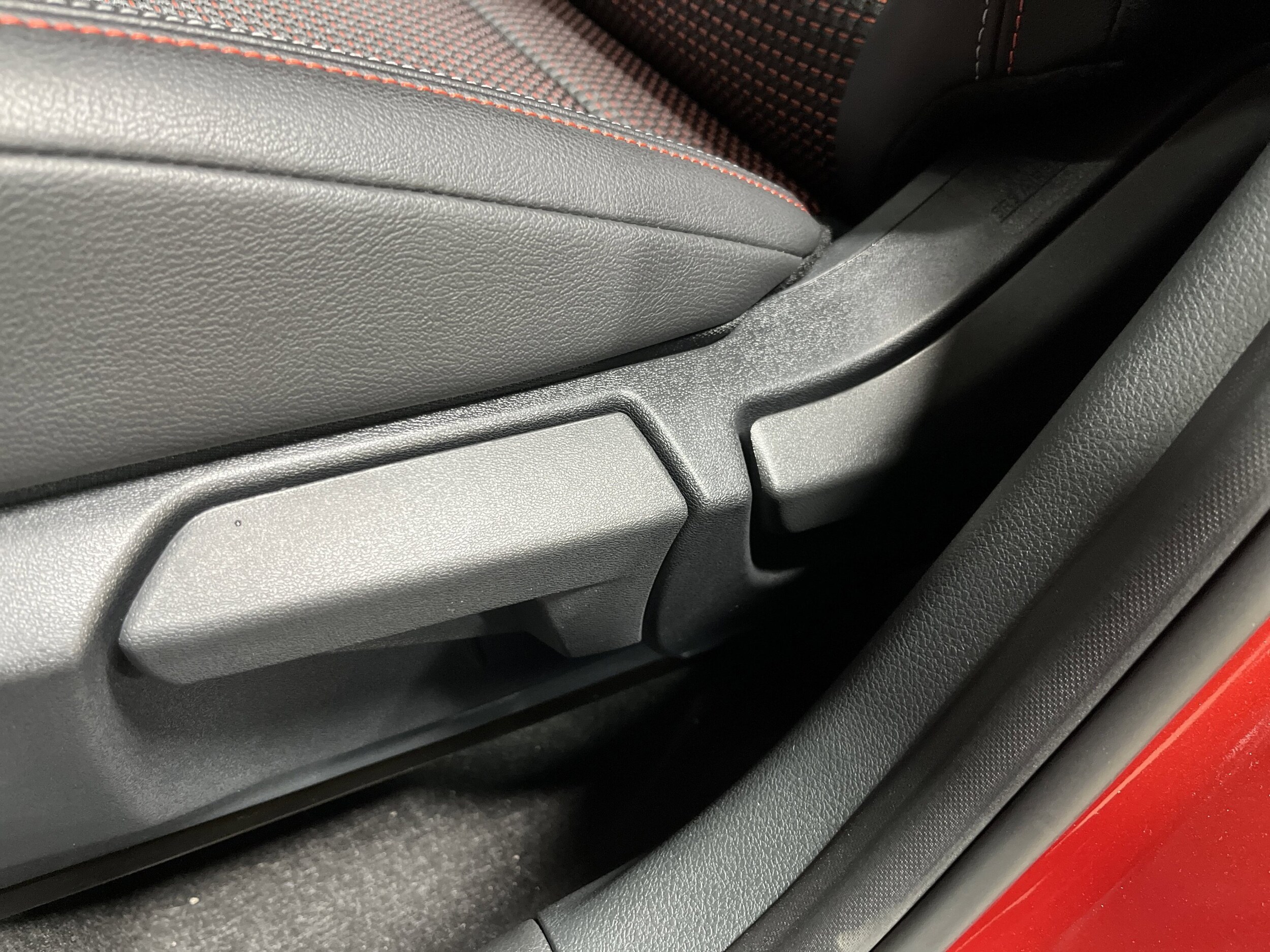 2026 Nissan KICKS SR AWD - Photo 13