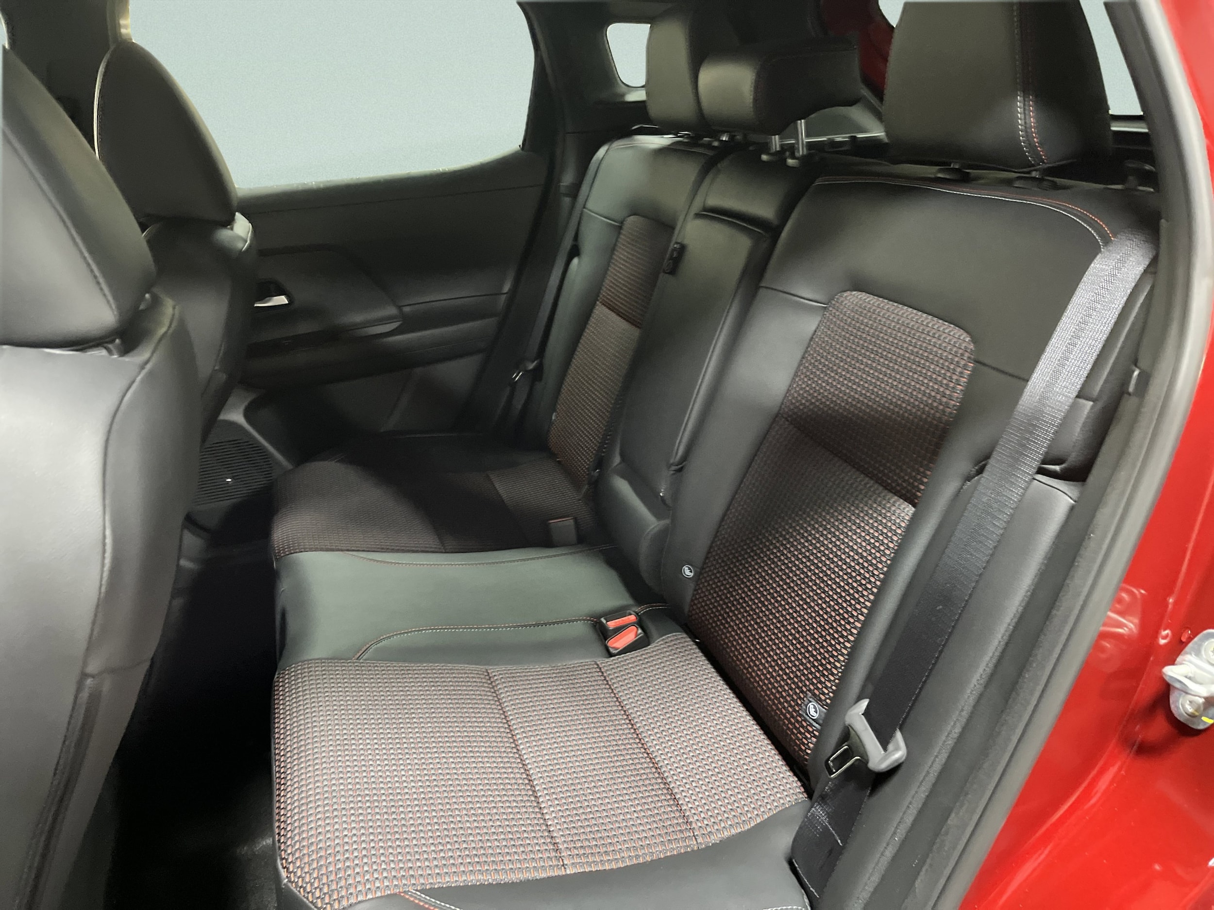 2026 Nissan KICKS SR AWD - Photo 25
