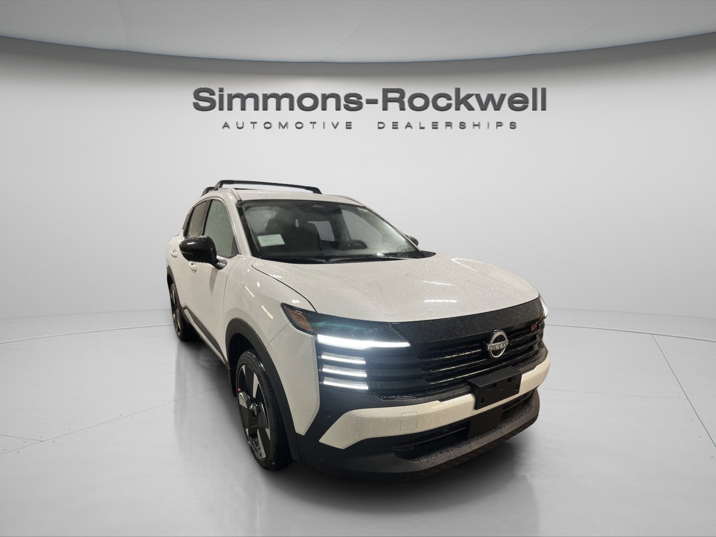 2026 Nissan Kicks SR photo 3